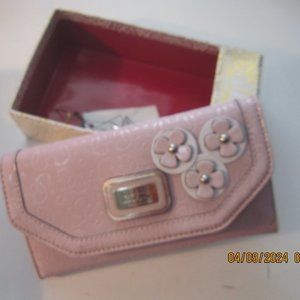 From "Guess" Authentic  Women's Wallet in the Box